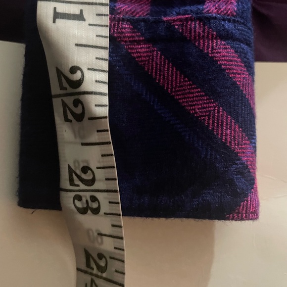 Rails Shirt Women’s Medium Blue Pink Plaid Flannel Long Sleeves Button Up - Picture 9 of 9